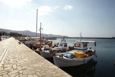 Apollon Aparthotel Karystos (Evia)