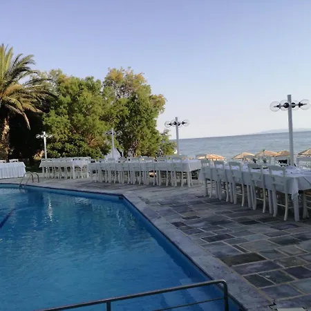 Apollon Aparthotel Karystos (Evia)