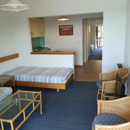 Aparthotel Apollon Karystos (Evia)